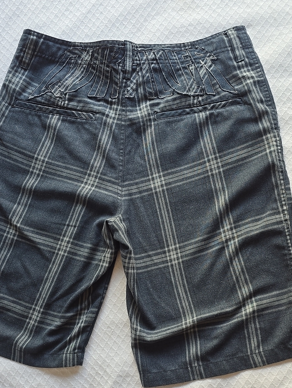 Quiksilver Men’s Blue Plaid Casual Shorts Size 33